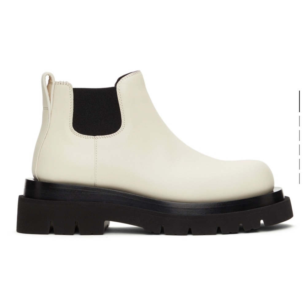 Bottega Venetia boot brand new
